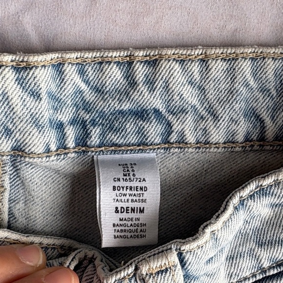 1822 Denim Ripped Light Blue Jeans - Picture 11 of 16